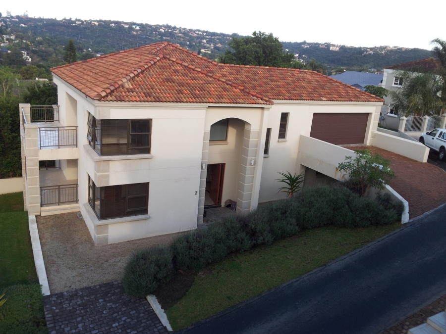 To Let 4 Bedroom Property for Rent in Beacon Bay Eastern Cape